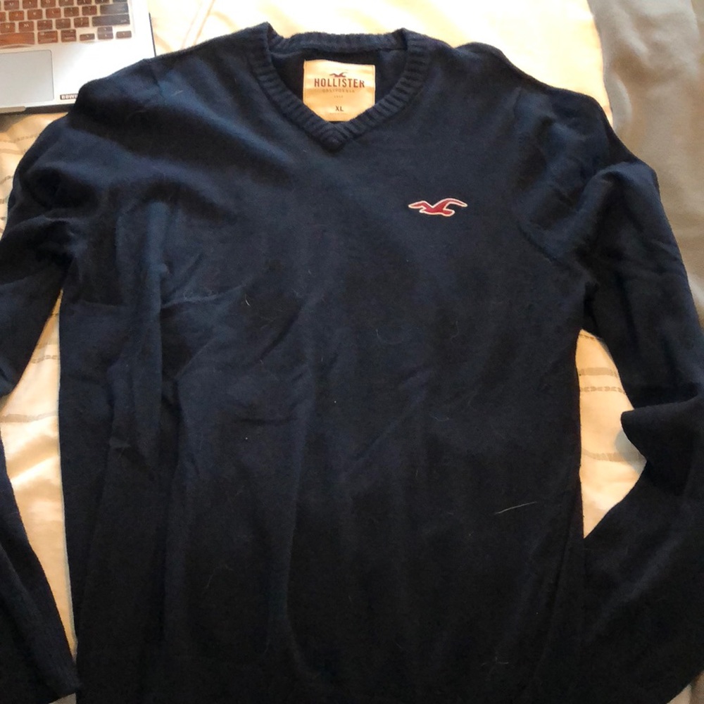 Hollister V-neck Sweater